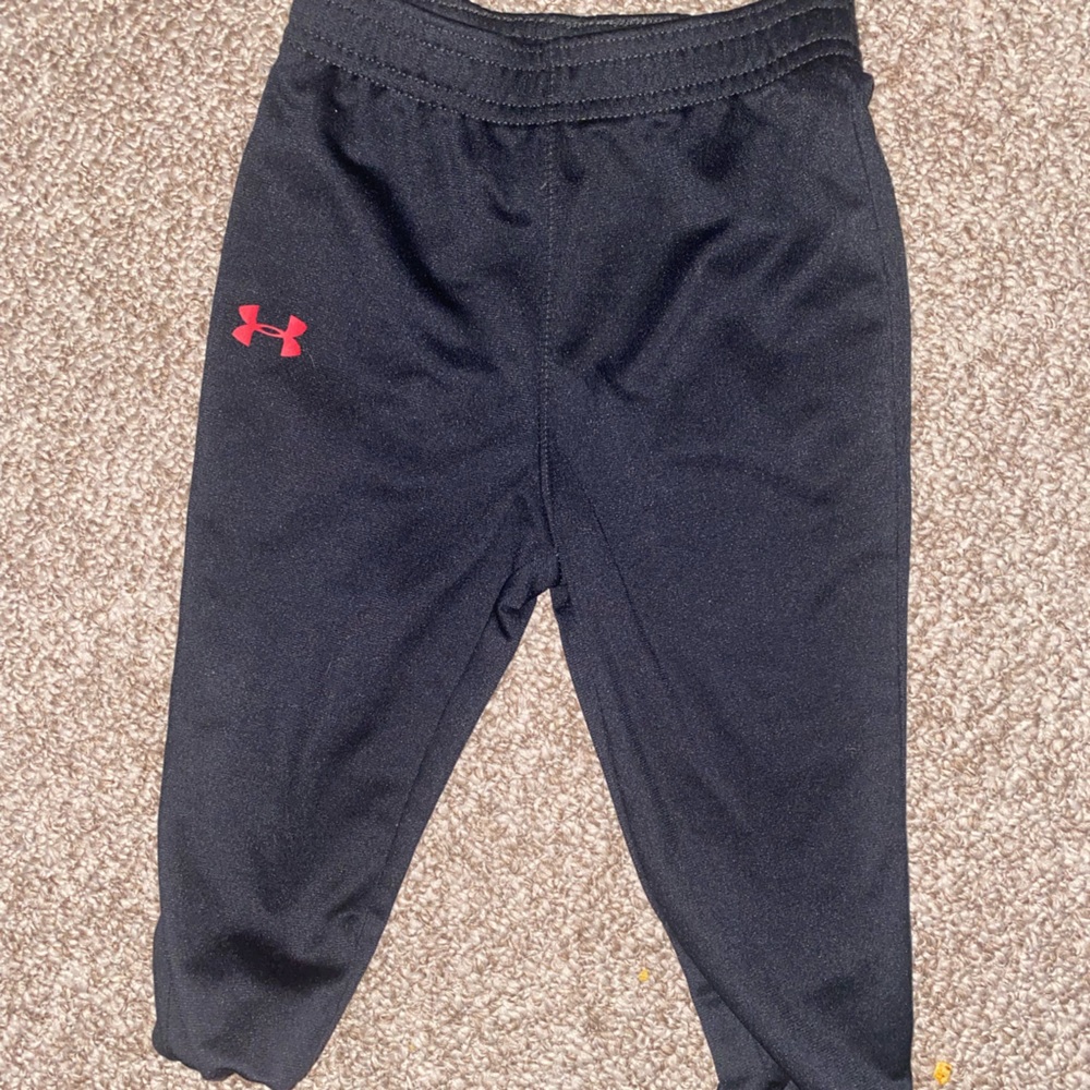 Under armour sweatpants 12 months